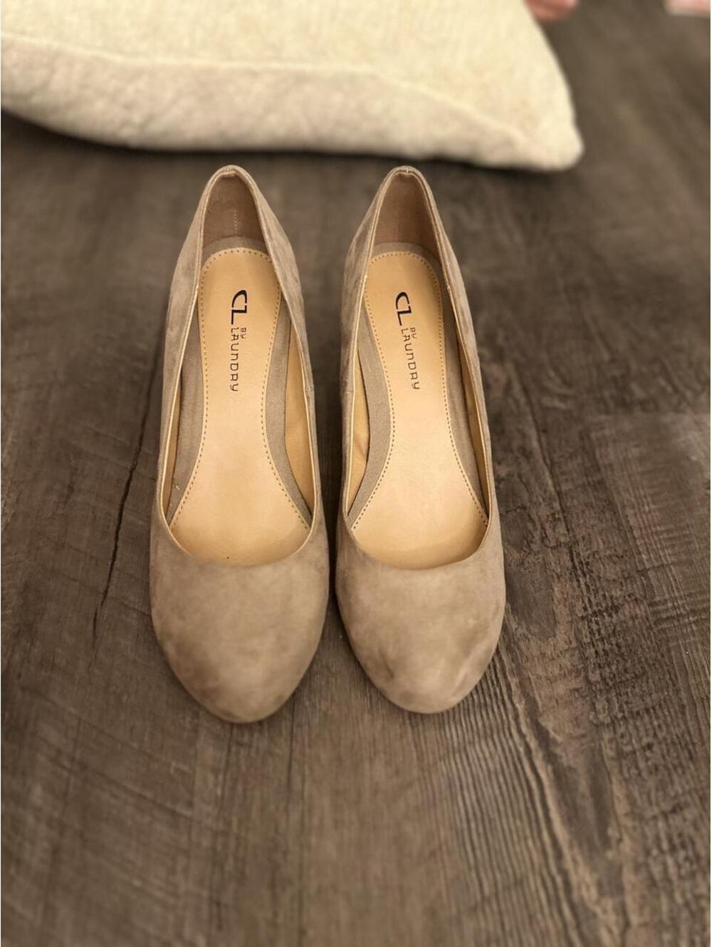 CL by Chinese Laundry Women's Tan and Grey Other-footwear